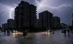 Alanya’da hem gök deliniyor hem şalter iniyor