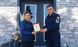 Sahillerin koruyucusu Güldane öğretmene anlamlı jest