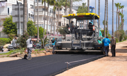 Asfaltlanıyor: Alanya’nın kalbinde sıcak gelişme
