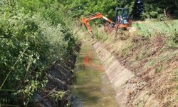 Alanya'da emeğe ihanet! Sulama kanalı çöplüğe döndü