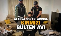 Alanya sokaklarında kırmızı bülten avı: Danimarkalı suç makinesi kıskıvrak!