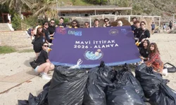 Damlataş’ta mavi seferberlik: Sahilden tam 157 kilo atık çıktı