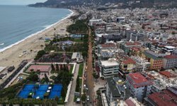 Atatürk Caddesi’nde çalışmalar aralıksız devam ediyor