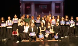 Alanya’da tiyatro şöleni final yaptı