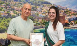 Gladbeck’in Elma Kraliçesi, Alanya sokaklarında