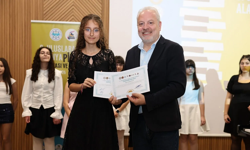 Piyano tuşları bu kez genç yetenekler için konuştu
