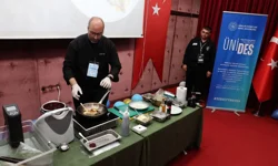 ALKÜ’de mutfak sanatları rüzgarı: Genç şefler bıçak kuşandı
