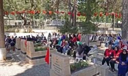Zekeriya Zencirli, kabri başında anıldı