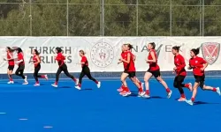 Şampiyonların tercihi yine Alanya: Milli hokeyciler Avsallar'da kampta