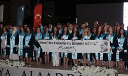 ALKÜ Tıp’ta gurur günü: 90 genç hekim mezun oldu
