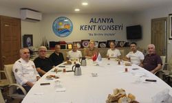 Alanya'nın turizm neferleri bu masada buluştu