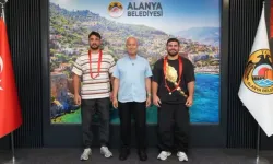 Festival öncesi Alanya’da şampiyonlar geçidi