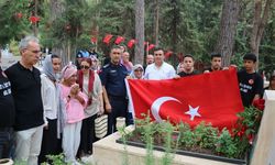 Şehit Abdullah Ümit Sercan, kabri başında anıldı