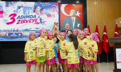 Alanya’da iki yaş büyük rakiplerini dize getirdiler