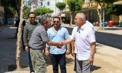 Başkan Özçelik, Mahmutlar’da çalışmaları inceledi