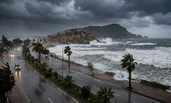 SON DAKİKA! Alanya'ya fırtına ve şiddetli yağış uyarısı yapıldı