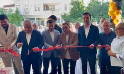 Oba Çarşamba Caddesi’nde renkli açılış: İş ve siyaset dünyası buluştu