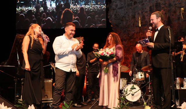 Alanya Caz Festivali’nde dev orkestra ile final yapıldı