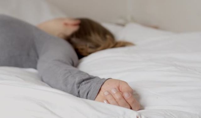 Alanya’da öl* bedeni, odaya girenleri karşıladı