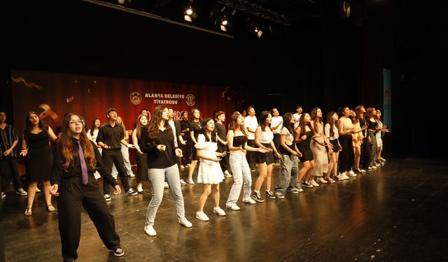 Alanya Liselerarası Tiyatro Festivali sona erdi