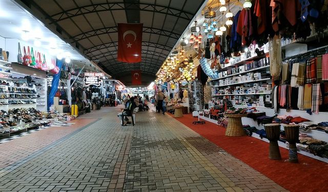 Alanya'da çarşı neden boş? Bu turistler nerede?