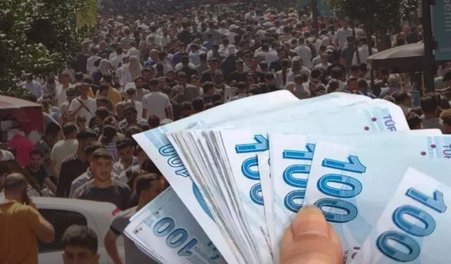 30 bin lira olması gerekiyor! Asgari ücret öyle bir erimiş ki...