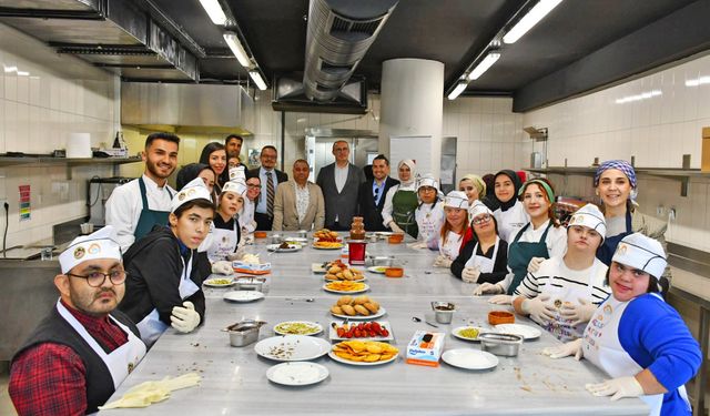 Engelli bireylerden en tatlı atölye