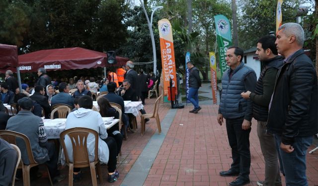 Ilıca Parkı Kültür Kafe’de iftar sofrası kuruyor