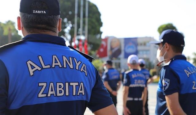 Alanya zabıtasından devrim: Her branşa farklı üniforma!