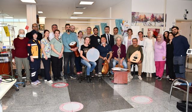 Alanya’da sağlık çalışanlarından moral etkinliği