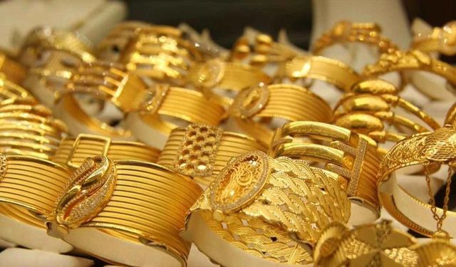 Alanya'da alım gücü düştü: Altın uçtu, benzin cep yaktı