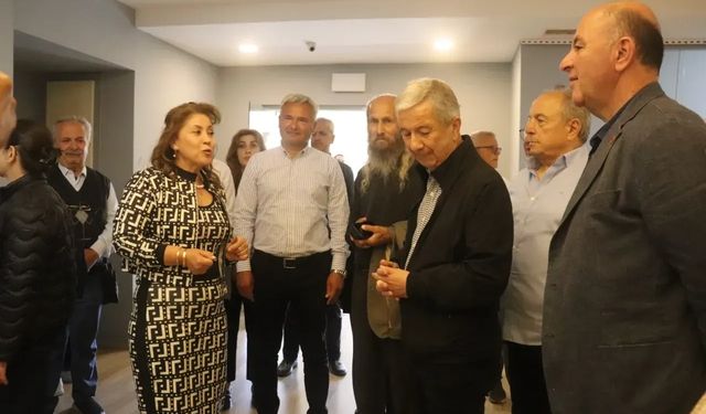 Alanya'da Nuran Şapcı'nın 7. kişisel sergisi açıldı