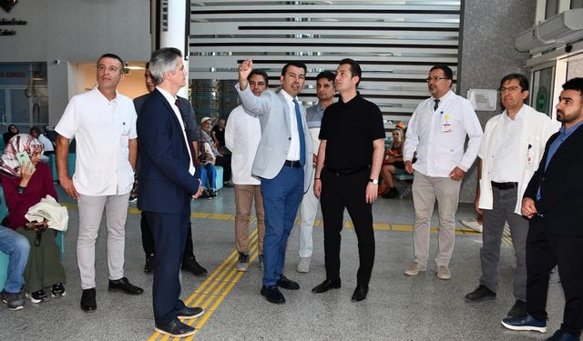 Alanya Kaymakamı Öztürk'ten hastaneye iade-i ziyaret