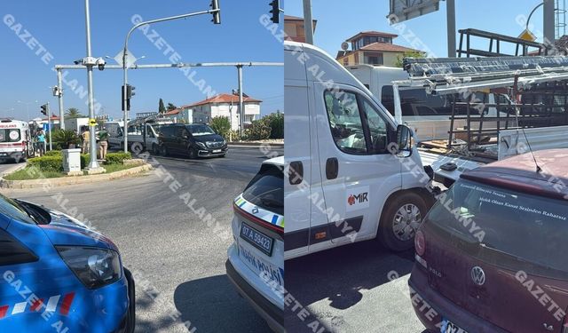 SON DAKİKA! Okurcalar'da zincirleme kaza, yaralılar var