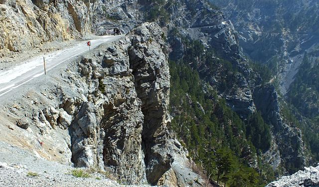 Girişim sonuç verdi: Kuşyuvası yoluna bariyer geliyor