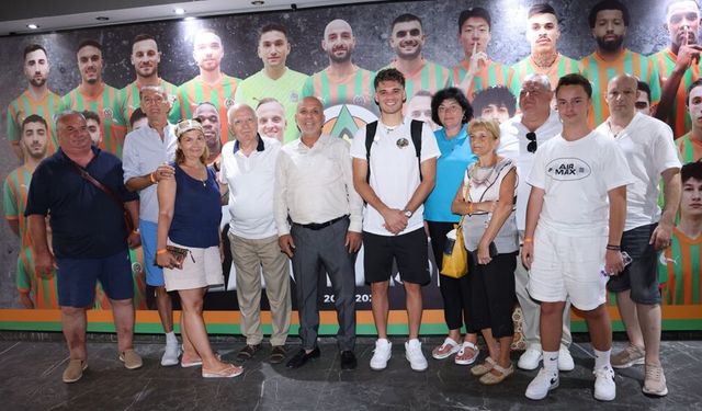 Hagi'nin hemşehrilerinden Alanyaspor'a ziyaret