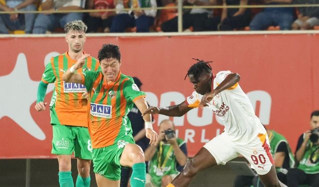 Alanyaspor, evinde Aslan’a ecel teri döktürdü