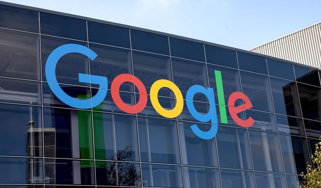 Alanya’da tartışma büyüdü! Meteoroloji yine 'Sağanak' dedi, Google 'Parçalı bulutlu'