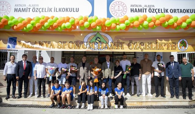 Alanyaspor'dan geleceğe yatırım: Çocuklarla buluşmalar ve şenlik