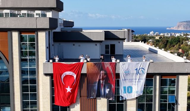 ALKÜ’de Cumhuriyetin 102’nci yılı coşkuyla kutlandı