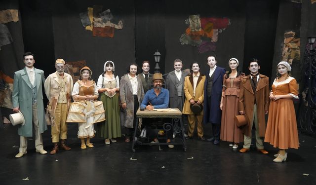 Alanya’da yeni sezonun ilk prömiyeri: Palto