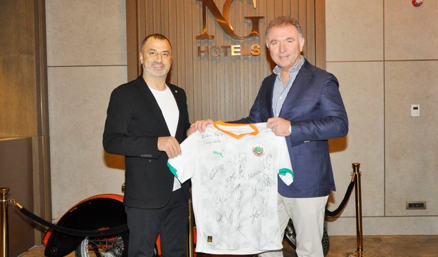 Alanyaspor'dan başkan Erkan Güral'a özel teşekkür