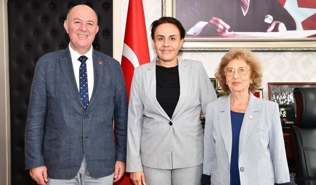 CHP Alanya'dan müdürlere 'hayırlı olsun' ziyareti