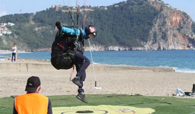 Alanya'da 38 ülkeden 143 sporcu yarışıyor