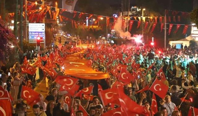 İşte Alanya’nın programı: Norm Ender Konseri ve Fener Alayı var!