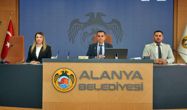 Alanya’da zor olan yapıldı! İskele dönüşüyor, kışa hazırlık ve organizasyonlar tamam