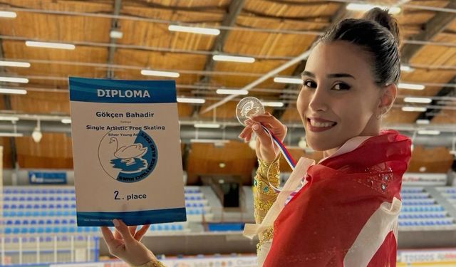 Buz pateninde hedefi dünya şampiyonluğu