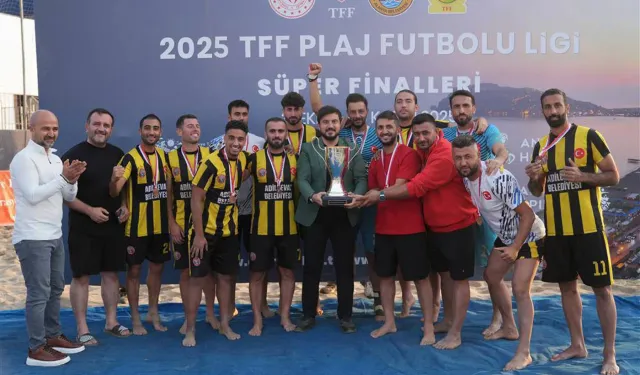 ALKÜ’den Plaj Futbolu Süper Finalleri’ne destek