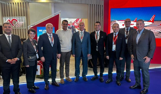 Alanya heyeti, tur operatörleriyle masaya oturdu