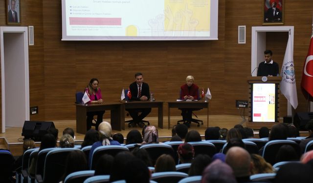 ALKÜ’de insan hakları detaylarıyla konuşuldu